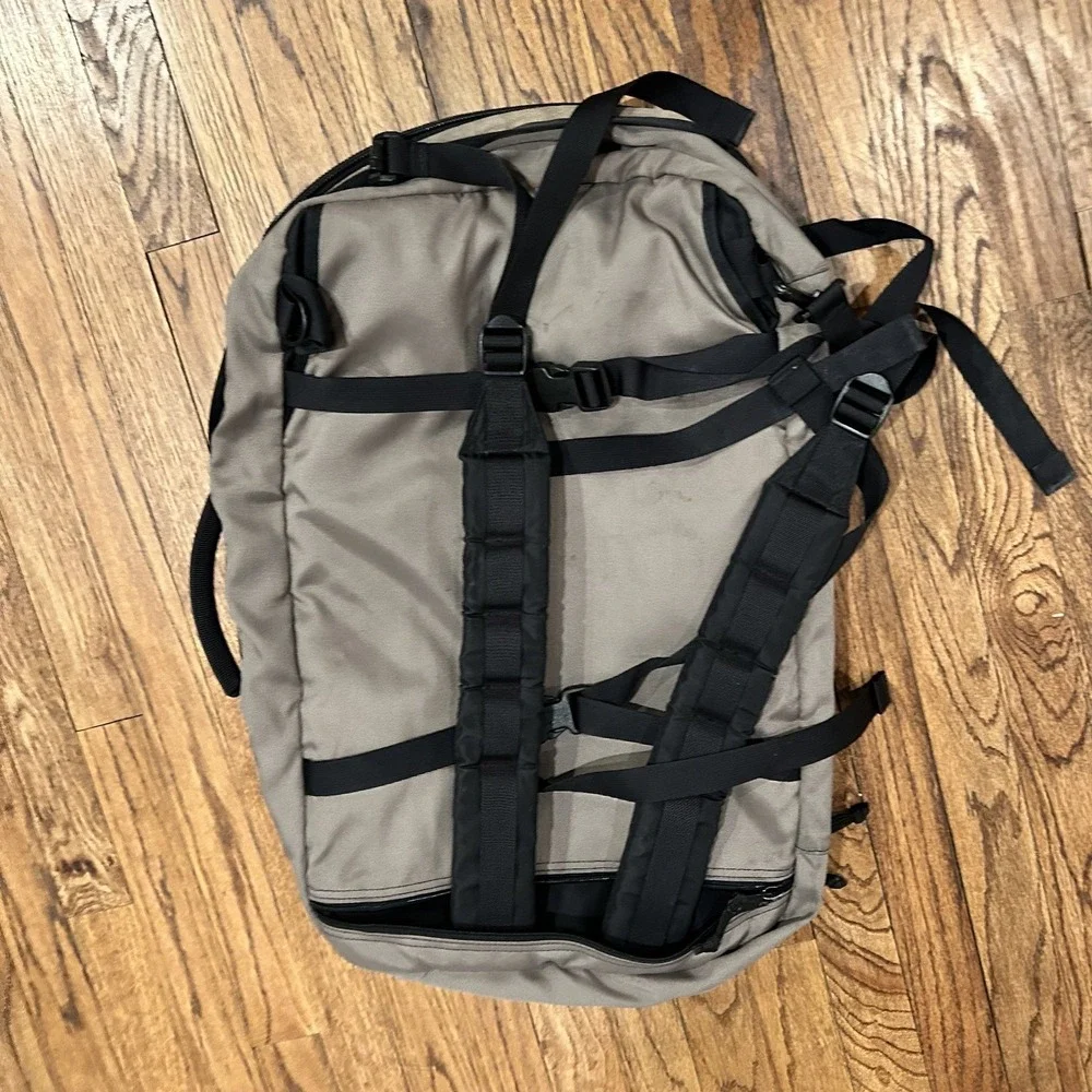 Vintage LL‎ Bean 3 Way Bag Briefcase, Backpack, Messenger Cross Body Bag Tan